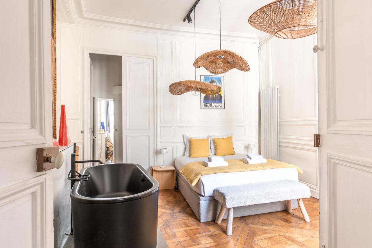 Apartamento Outstanding Parisian Flat In Heart Of Paris Center Exterior foto